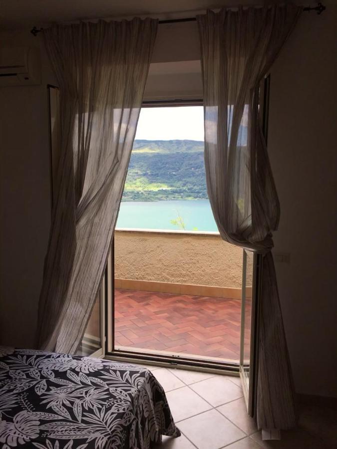 Appartamento Vista Lago Genzano di Roma Eksteriør billede